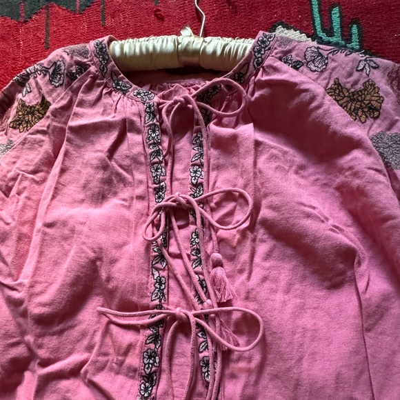 Adorable Vintage Pink Embroidered Floral Balloon Sleeve top/ jacket, size small - Picture 6 of 10